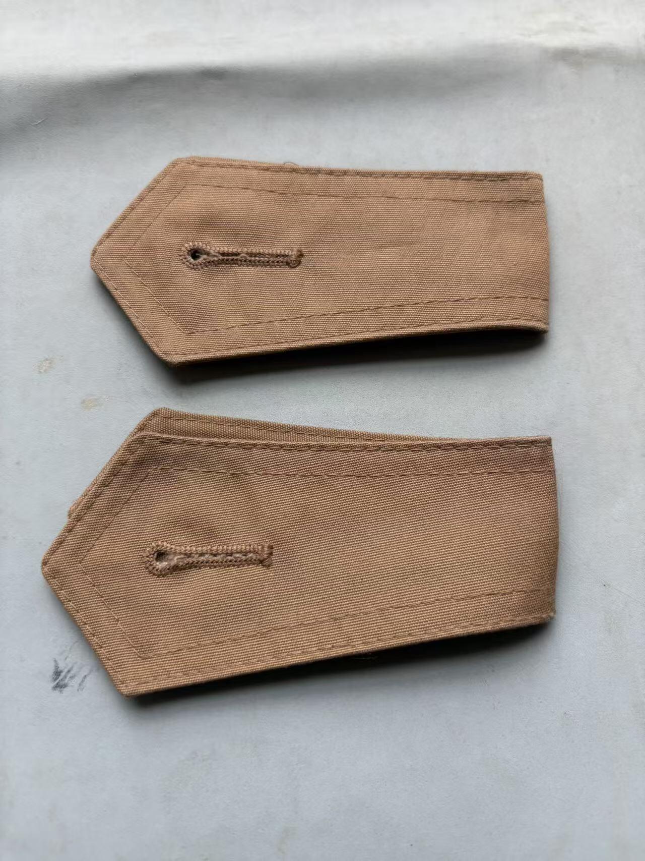 盛世勋华——号角文化勋章邮票专场拍卖第290期 欧洲不知名国家肩章