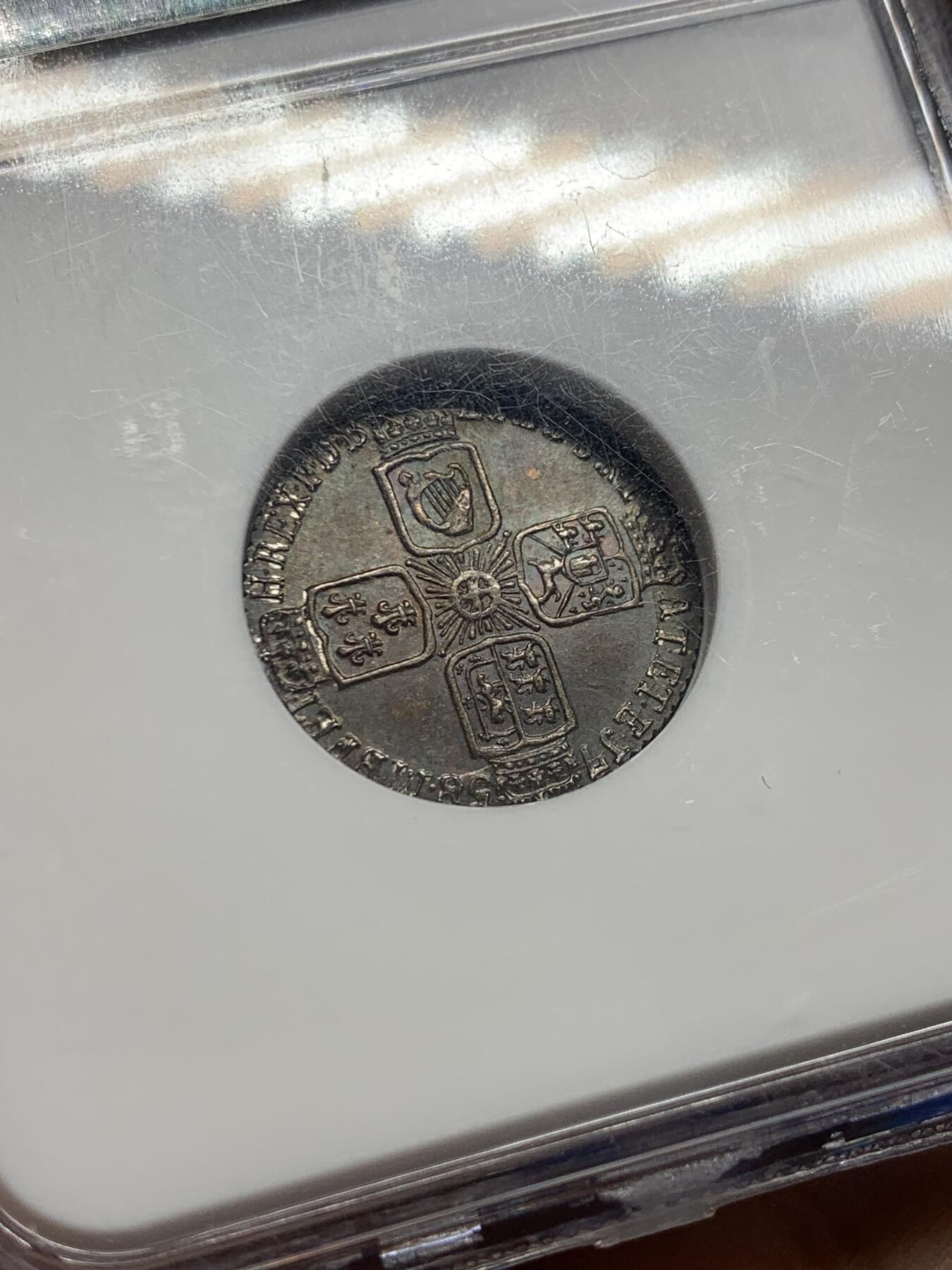 《竞宝斋》第437场 周日，周一2场连拍 （全场包邮） NGC MS63 英国 1758年 乔治二世末年六便士银币 双面原味深彩包浆 镜面感十足 没有黑麻子 全深打 值得关注