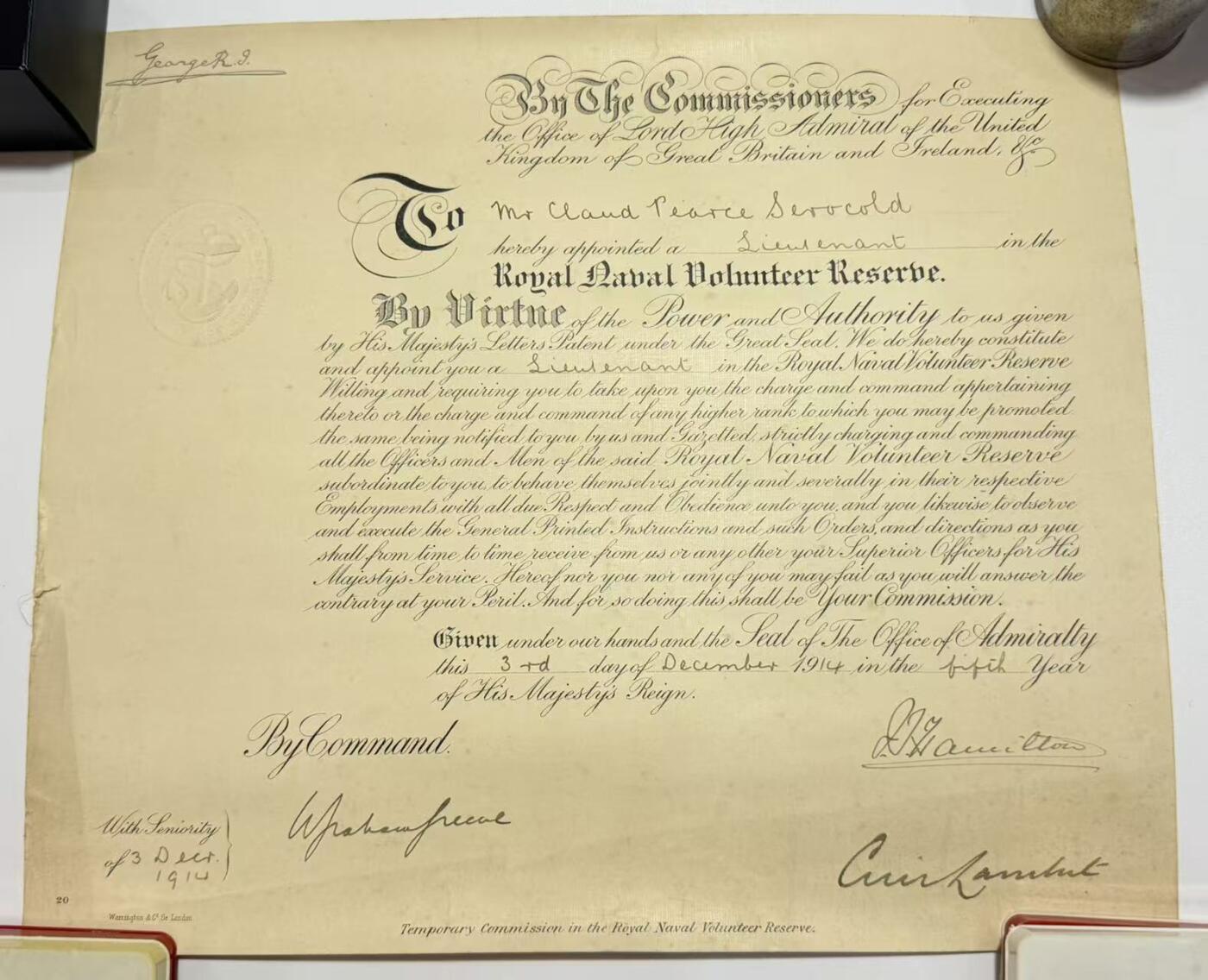 韵星假日精品2025秋季军品类拍卖会-- Rimey Holidays Boutique 2025 Autumn Militaria Sale 英国乔治五世亲签 大英帝国皇家海军志愿预备队中尉奥罗科德任命证书 并且带有军需部部长，海军上将亲签   