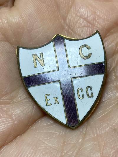 2025年第一百二十七场(总第一百五十三场）外国好品章牌、散币(免佣金) - 英国🇬🇧英格兰胸章，重4.5克