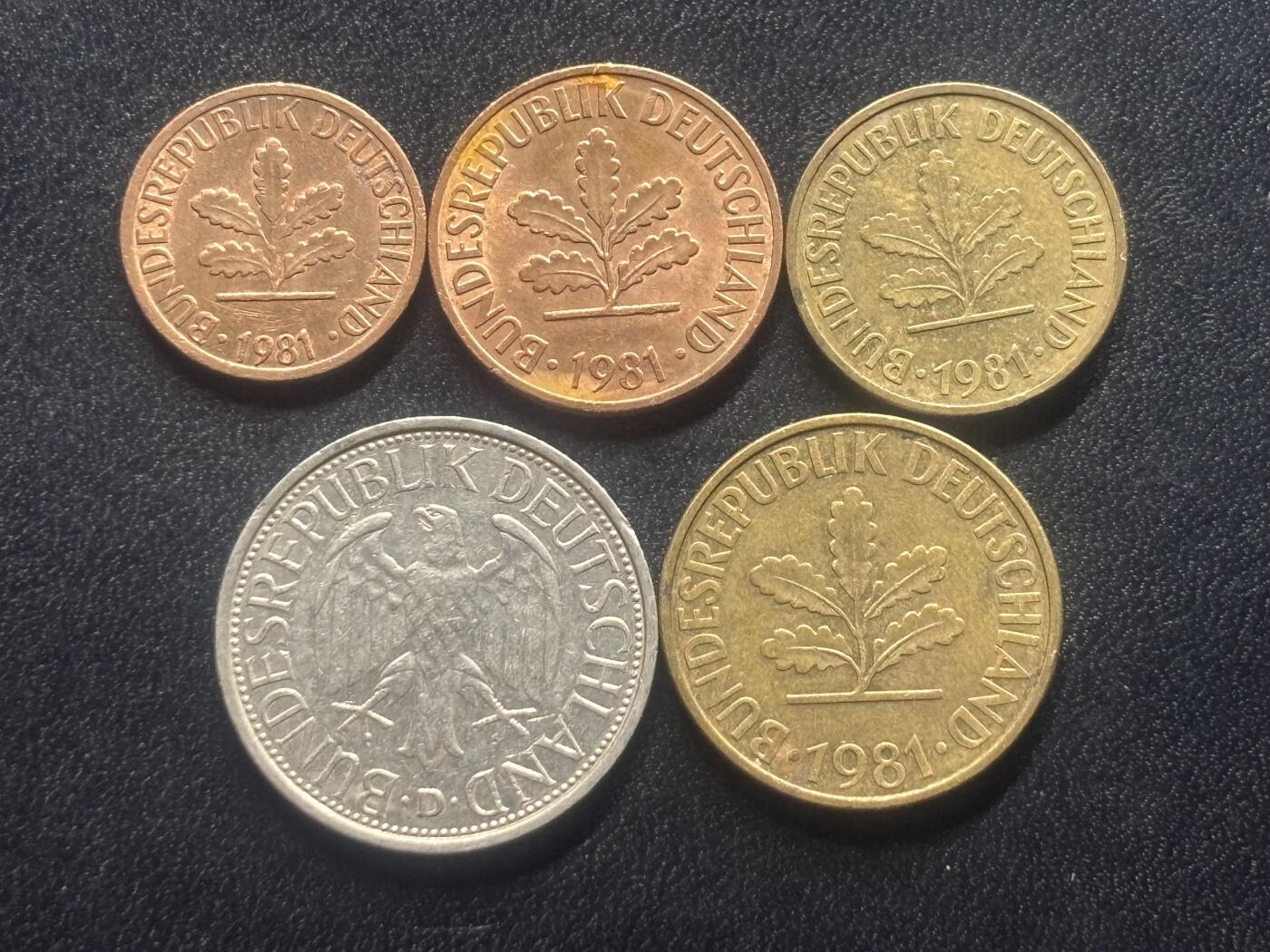 邮泉阁限时拍卖第三十五场 德国硬币专场（硬币在国外。请付邮费6元。） 西德（联邦德国）1981年D版5枚