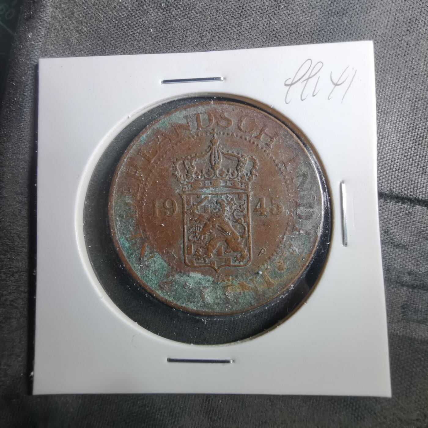 沼泽如烟--第899场 荷属东印度1945年2.5分