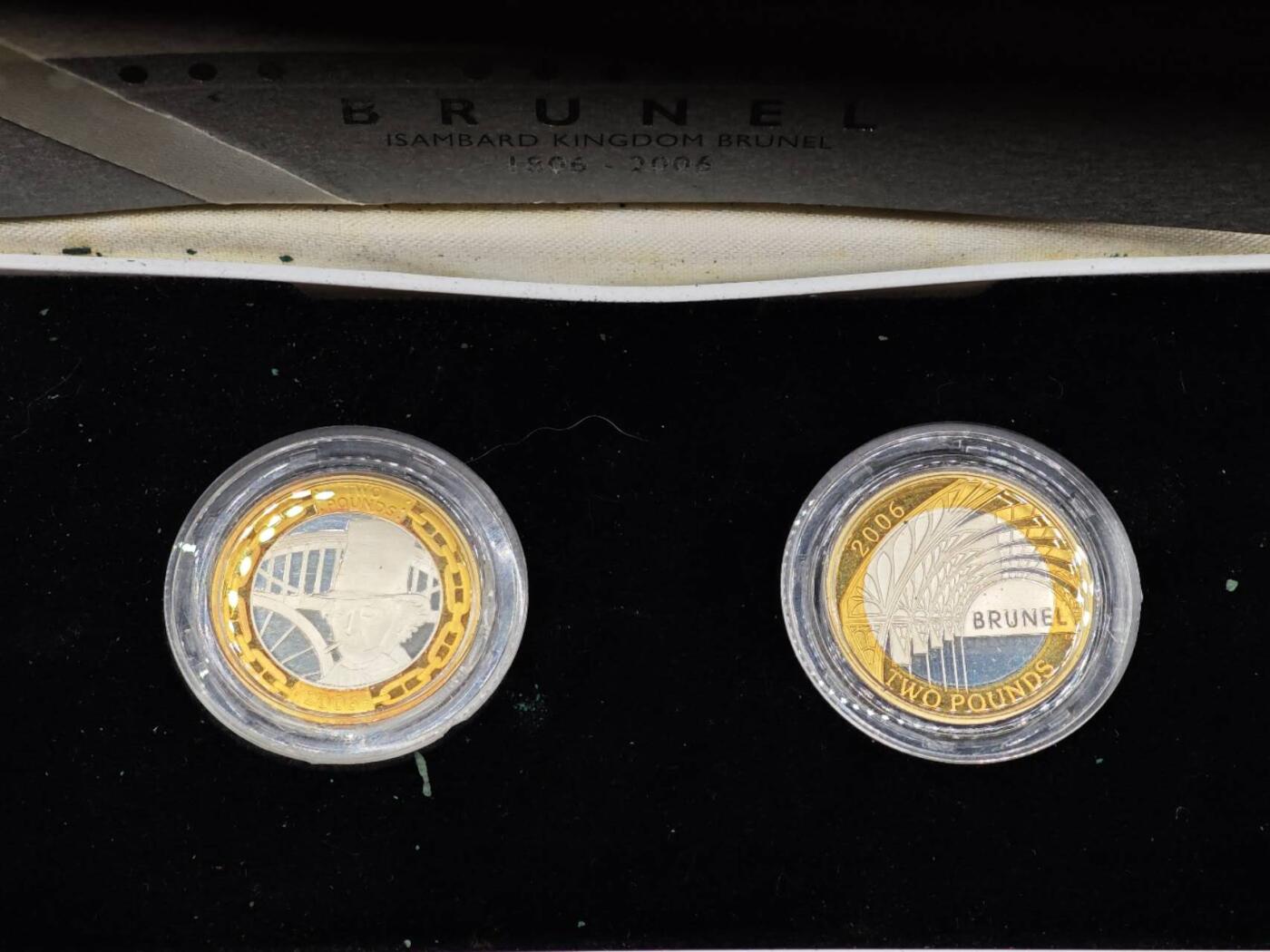 【淘币小摊】实时拍第七百九十五拍   银币套币场   满百包邮可预留二周 每周一统一发货   2006年英国2英镑2枚外圈镀金精制银币套 布鲁内尔（19世纪英国著名工程师）及其成就 2X12克925银 发行量2万 盒证全