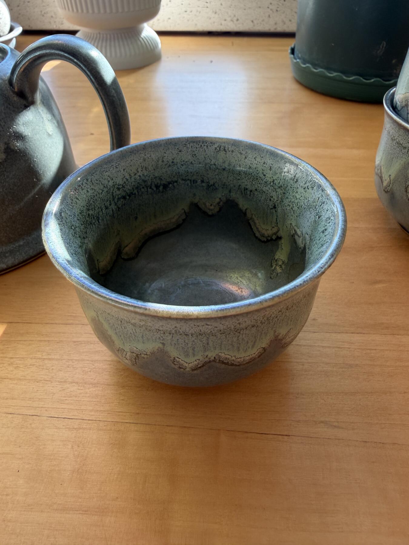 海外回流精品拍卖11.16 日本回流茶具一套-壶尺寸11.5cmX10.5cm，杯子尺寸8.2cmX5.8cm