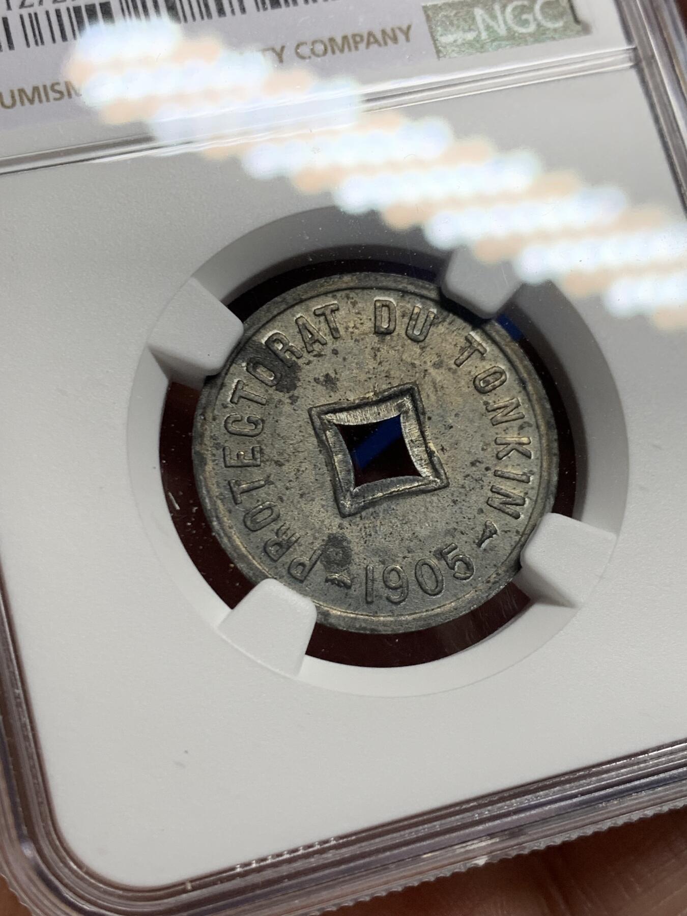 《竞宝斋》第437场 周日，周一2场连拍 （全场包邮） NGC MS62 法属安南1905年六百分之一锌币 世界上面值最小的硬币，该品种常见为氧化品，MS少见