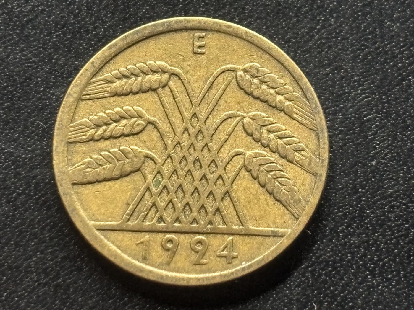 邮泉阁限时拍卖第三十五场 德国硬币专场（硬币在国外。请付邮费6元。） 德国魏玛共和国地租马克1924年10芬尼E版