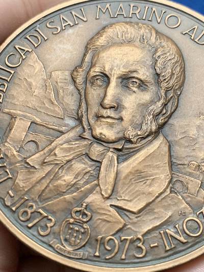 《竞宝斋》第437场 周日，周一2场连拍 （全场包邮） 文学巨匠亚历山德罗·曼佐尼纪念章 86.4克 59.8mm