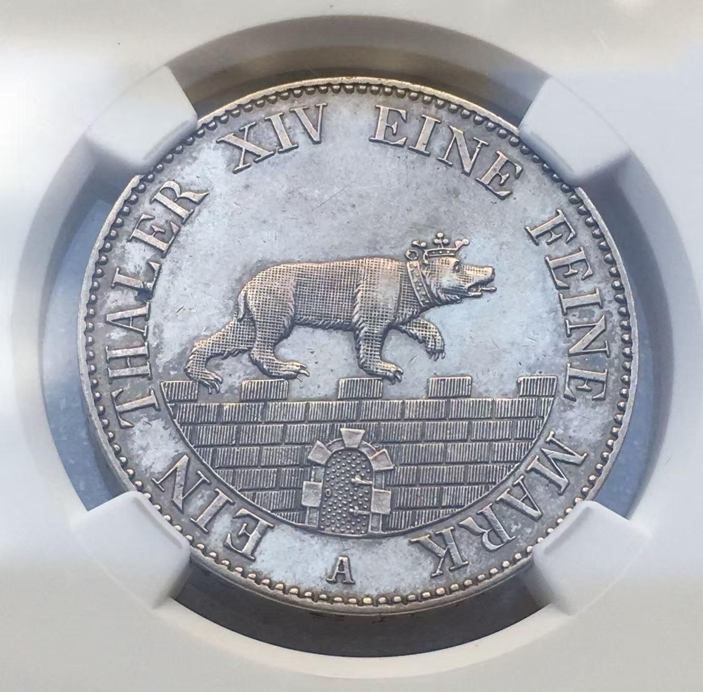 世界钱币专场拍卖 每周二开拍 NGC AU1852年德国安哈特贝恩堡小熊爬墙1泰勒银币 加重版