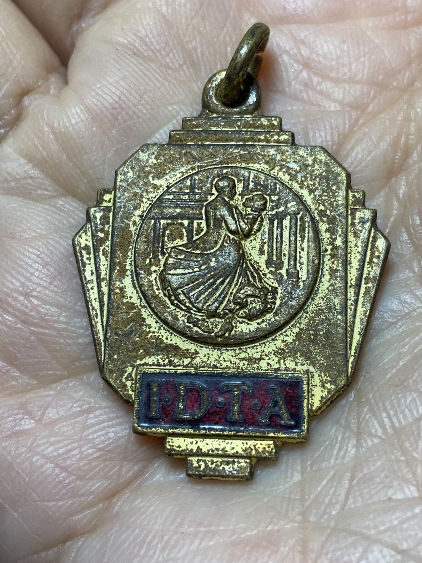 2025年第一百二十七场(总第一百五十三场）外国好品章牌、散币(免佣金)