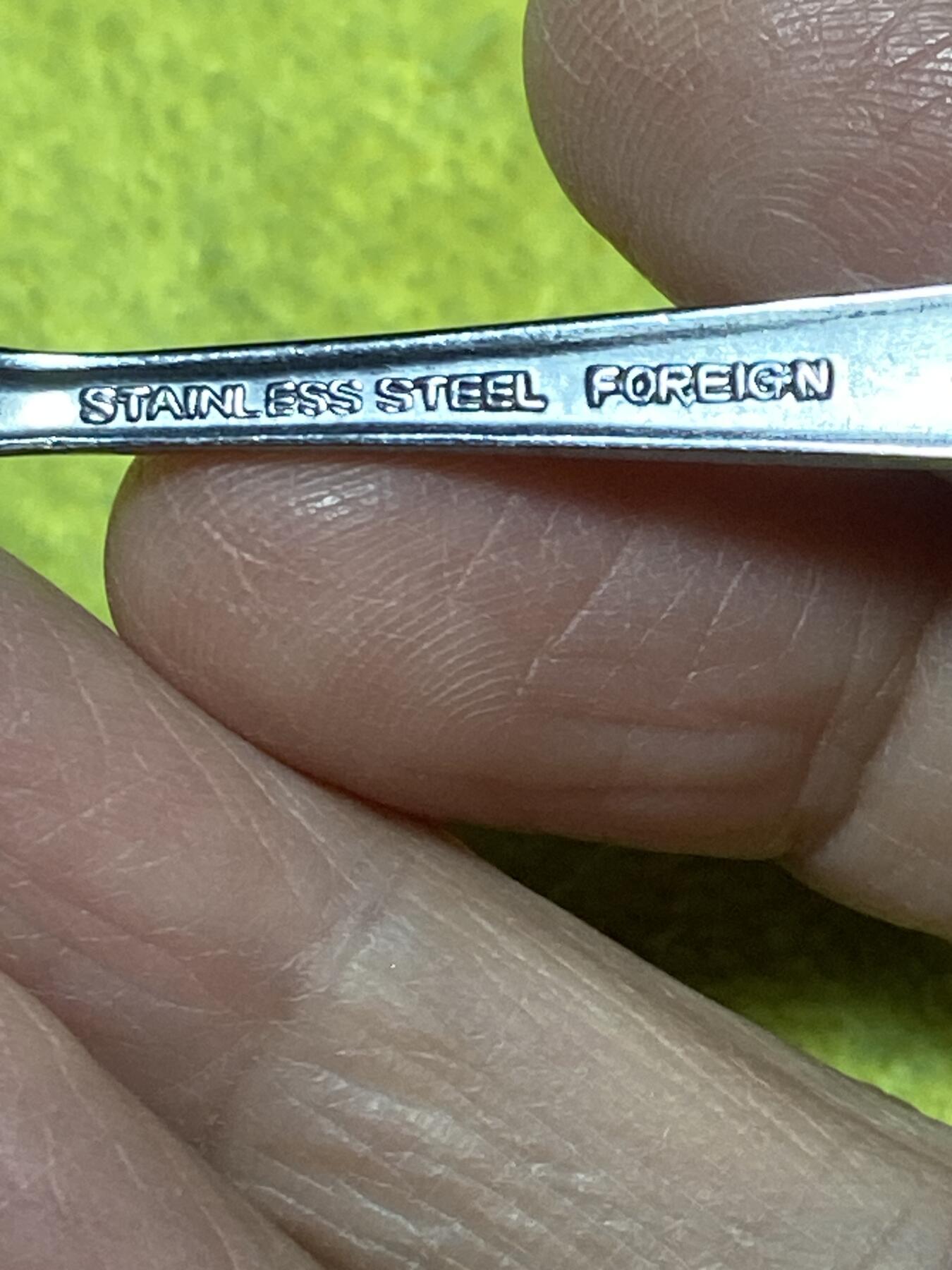 2025年第一百二十七场(总第一百五十三场）外国好品章牌、散币(免佣金) 英国🇬🇧进口不锈钢材质餐勺