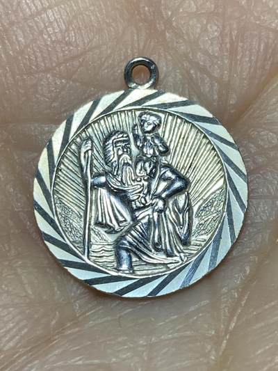 2025年第一百二十七场(总第一百五十三场）外国好品章牌、散币(免佣金) - 纯银材质–圣克里斯托弗圣牌，重1.22克