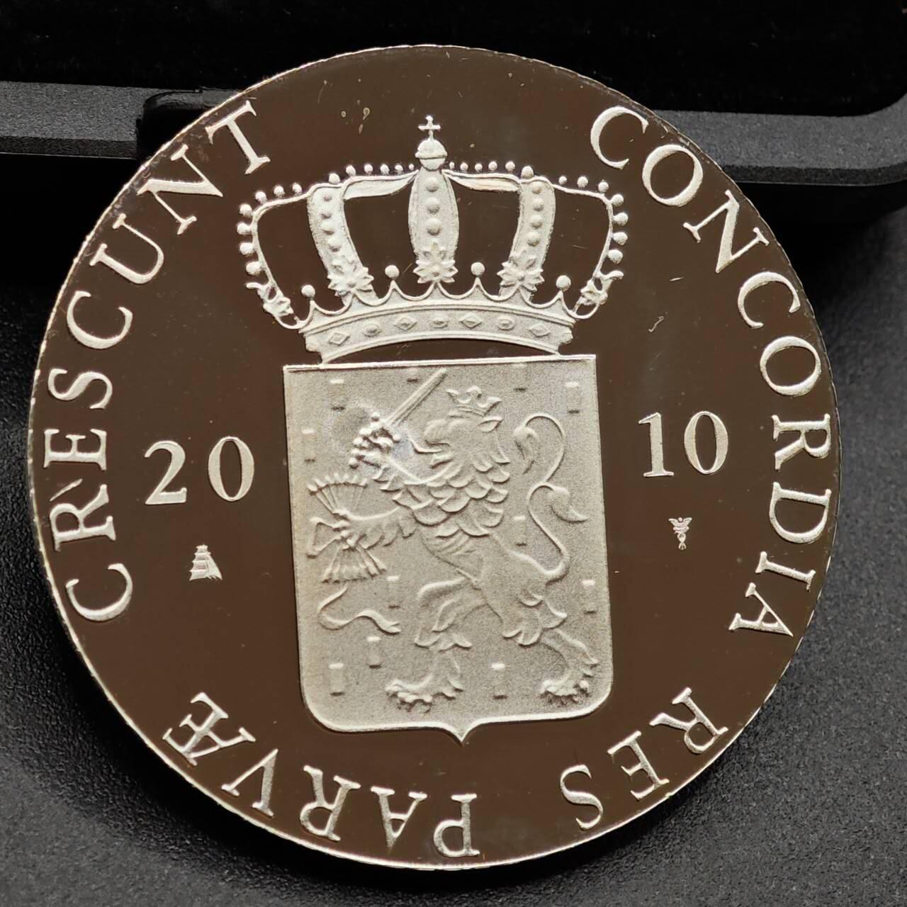 【淘币小摊】实时拍第七百九十五拍   银币套币场   满百包邮可预留二周 每周一统一发货   （稀少）2010年荷兰1杜卡特精制银币 12省系列-格尔德兰 28.25克873银 发行量5千 盒证全