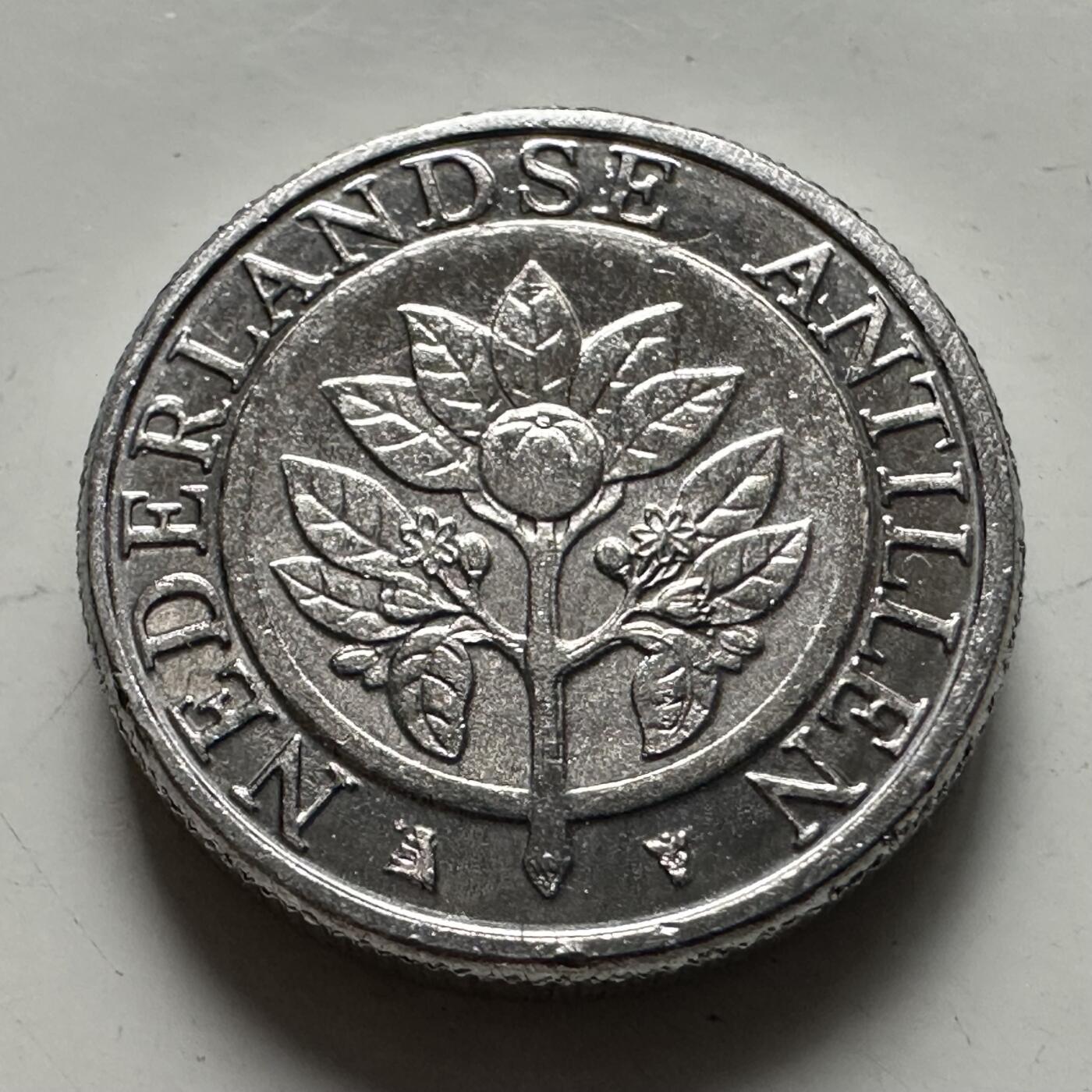 🌹外币初藏🌹🐯2025年第126场  每周二四六晚8️⃣点 接代拍 荷属安的列斯2016年五分