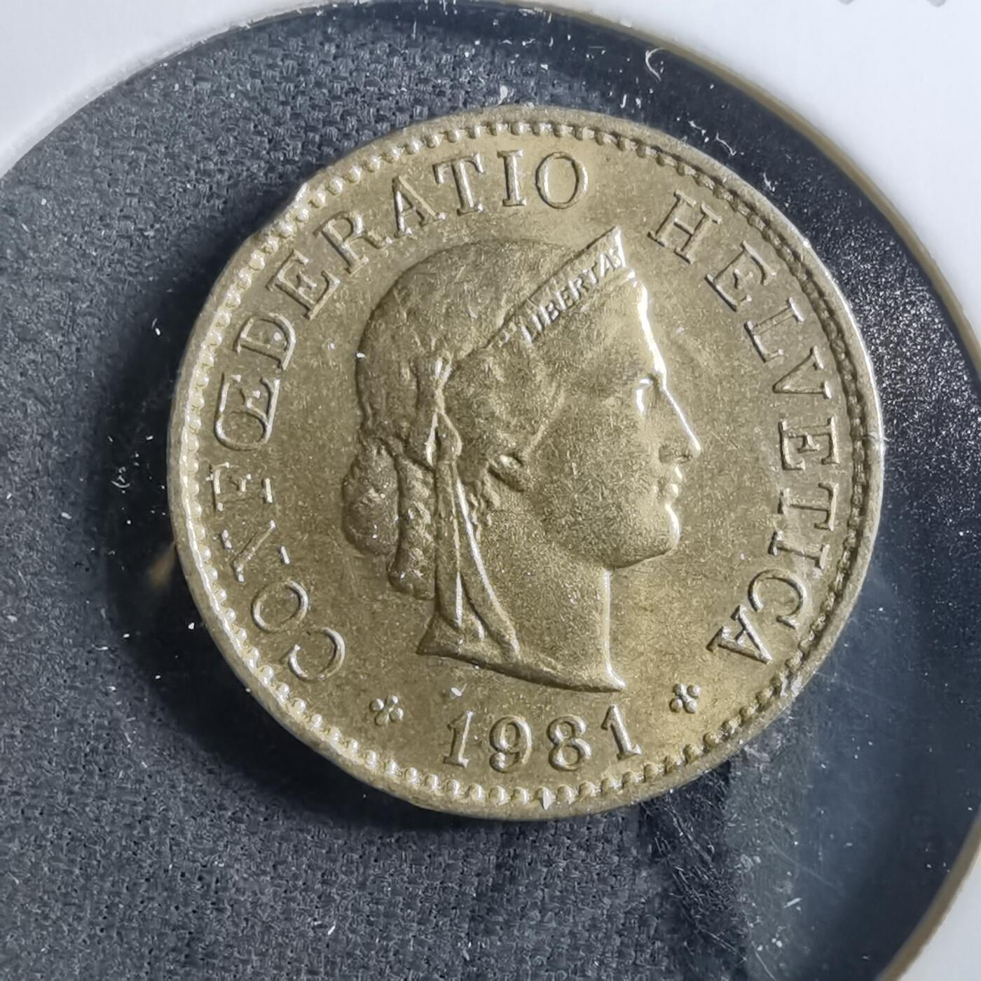 沼泽如烟--第899场 瑞士1981年五分