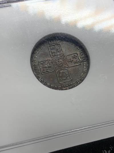 《竞宝斋》第437场 周日，周一2场连拍 （全场包邮） NGC MS63 英国 1758年 乔治二世末年六便士银币 双面原味深彩包浆 镜面感十足 没有黑麻子 全深打 值得关注