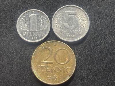 邮泉阁限时拍卖第三十五场 德国硬币专场（硬币在国外。请付邮费6元。） - 东德（德意志民主共和国）1986年3枚