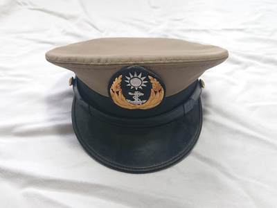 【第壹場】近代勋奖章徽章服饰杂项专场 - 民国海军士官大檐帽 头围：7英寸