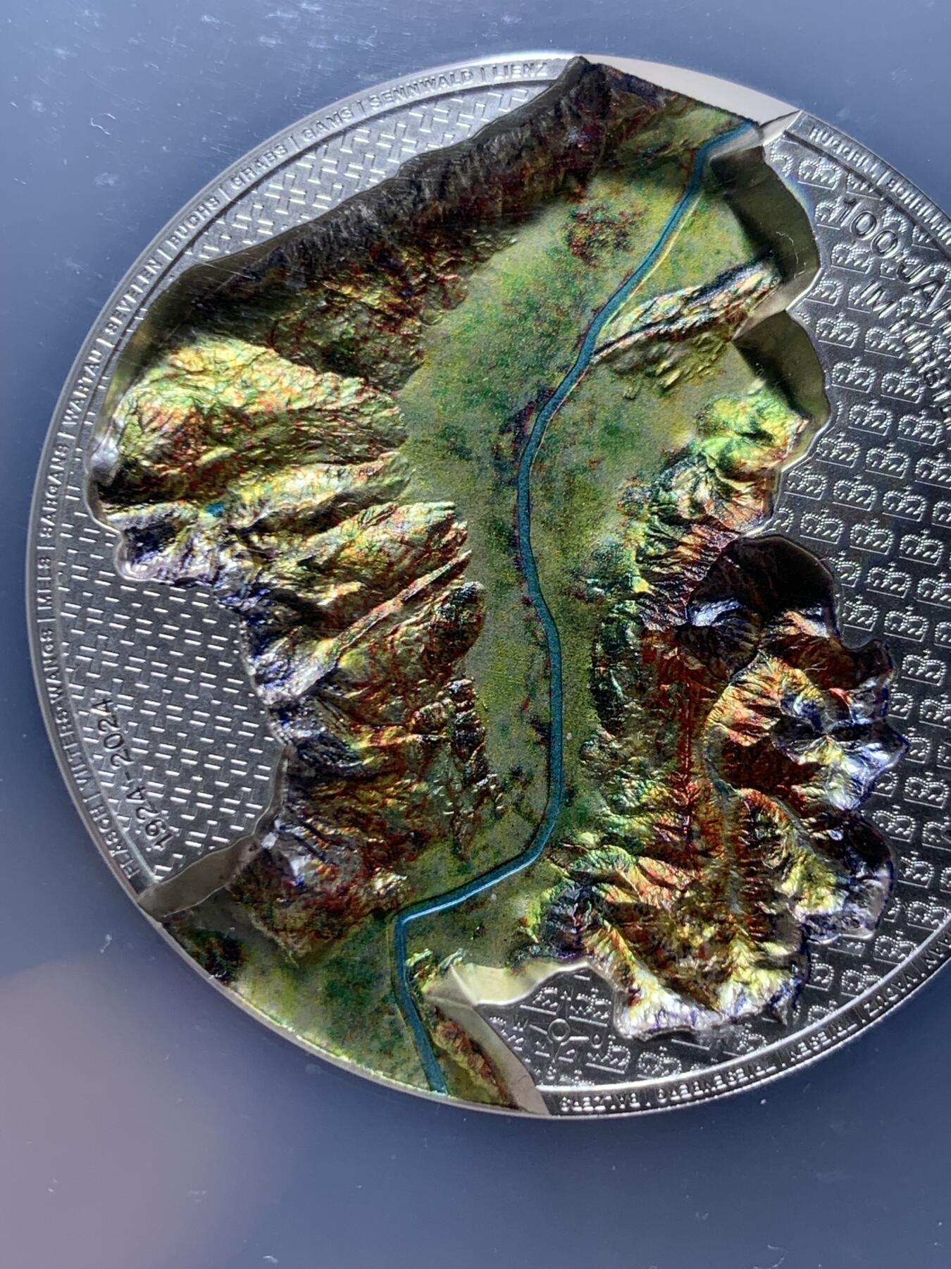 《竞宝斋》第437场 周日，周一2场连拍 （全场包邮） NGC MS70 列支敦士登2024年瑞士法郎诞生100周年 莱茵河谷 2盎司银币 首期蓝标 加大盒封装