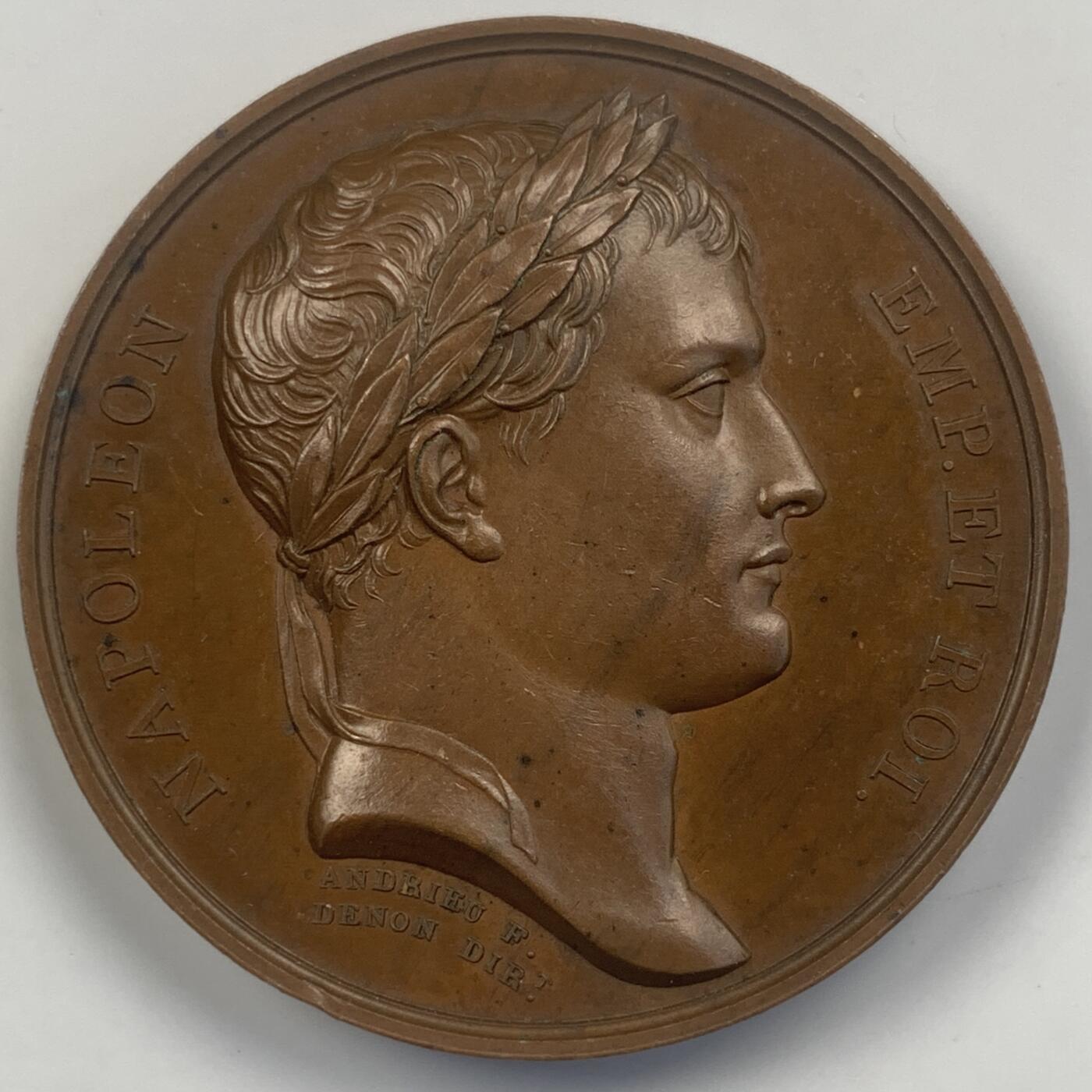 掌中浮雕-藏着的欧洲第041场 拿破仑系列章-1805年旺多姆广场纪功柱，目录编号Bramsen 463，40.5mm