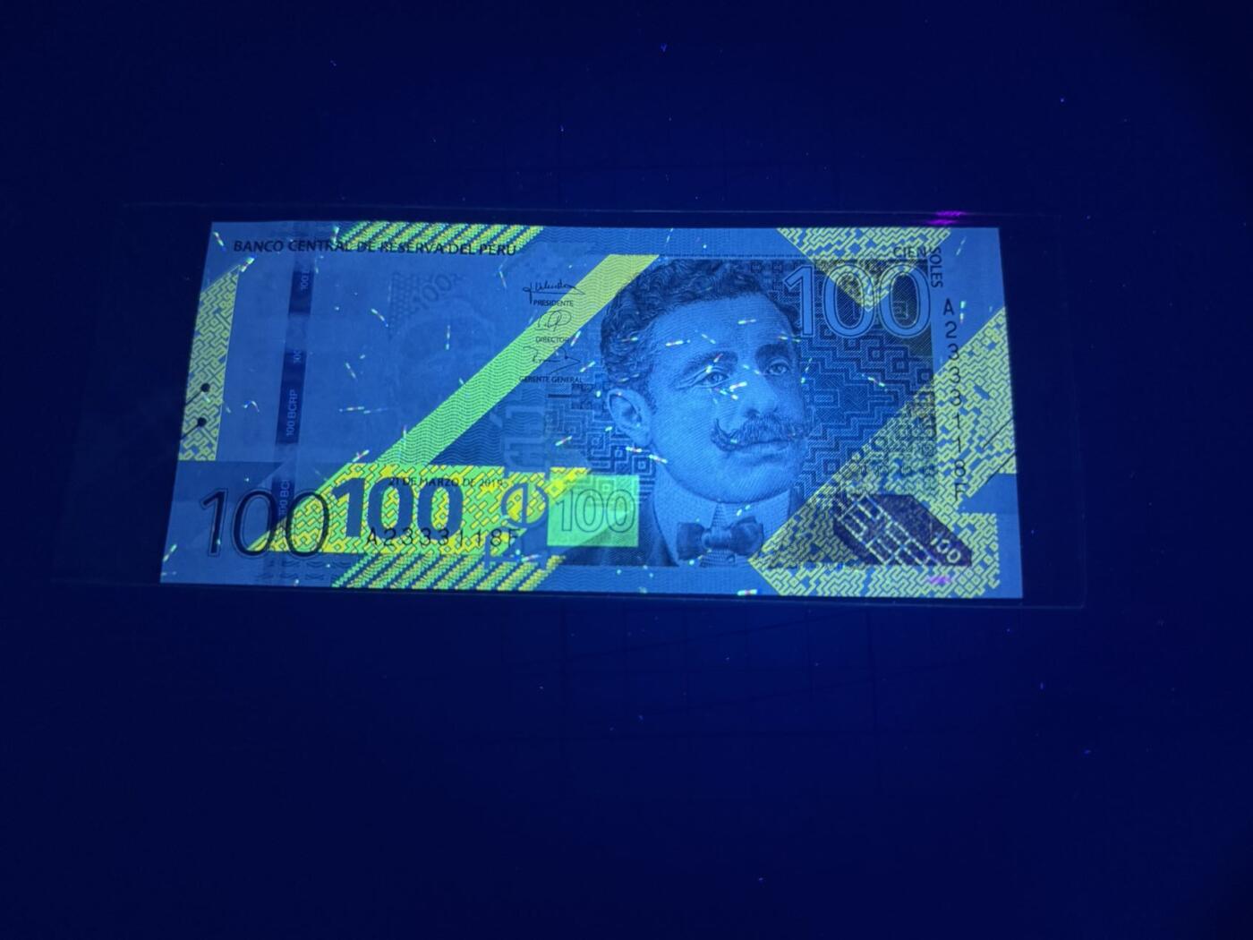 【炜奕收藏】，第五十期 2019年秘鲁100索尔，UNC品相，号码无47尾8