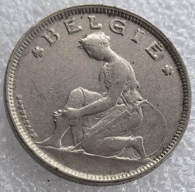 外国优质老铜币银币，周六九点倒数截拍，满百包邮，可寄存半年，喜欢朋友微信扫描二维码可直接参拍 - 比利时1923年脱袜女神2法郎
