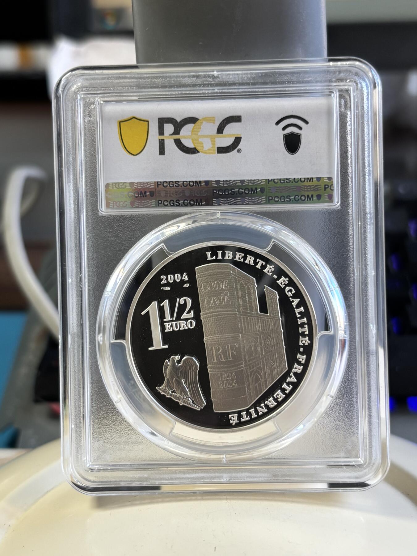 第181期拍卖 法国2004年拿破仑加冕两百周年精制纪念银币PCGS-PR69，900银，22.2克，发行20000枚
