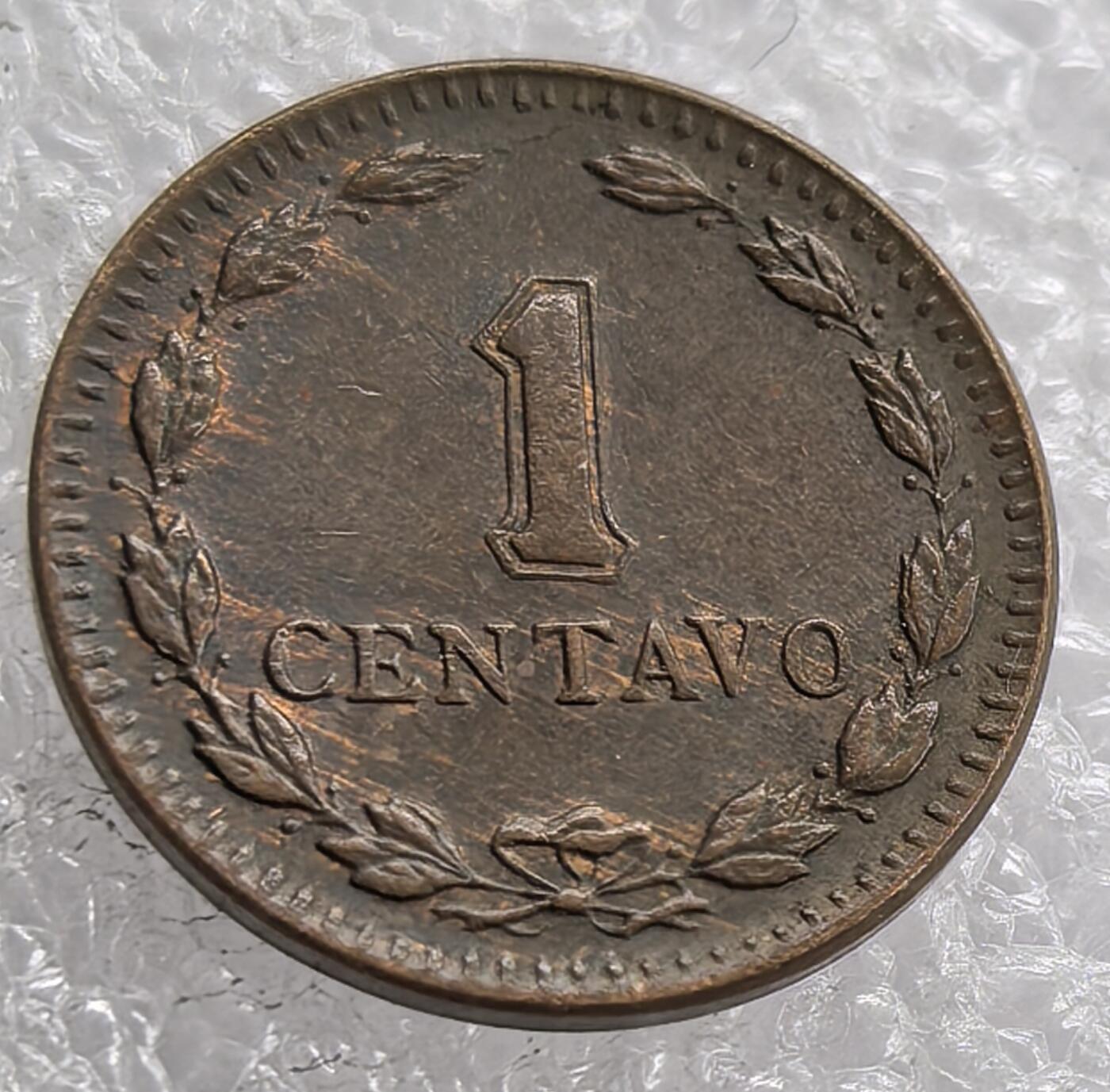 外国优质老铜币银币，周六九点倒数截拍，满百包邮，可寄存半年，喜欢朋友微信扫描二维码可直接参拍 阿根廷1941年1分