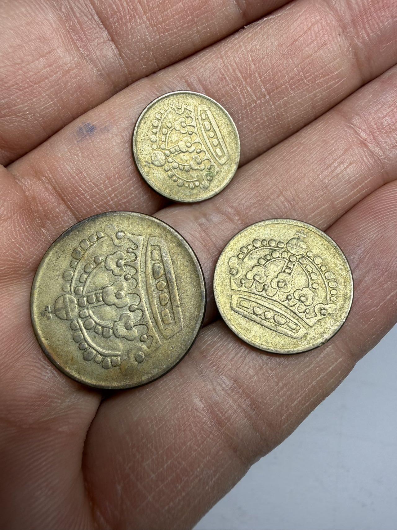 2025年集古藏今外币拍卖第十期-第5场—（总第285拍），可以寄存60天，满160元包邮。 瑞典50年代10、25、50欧尔银币三枚