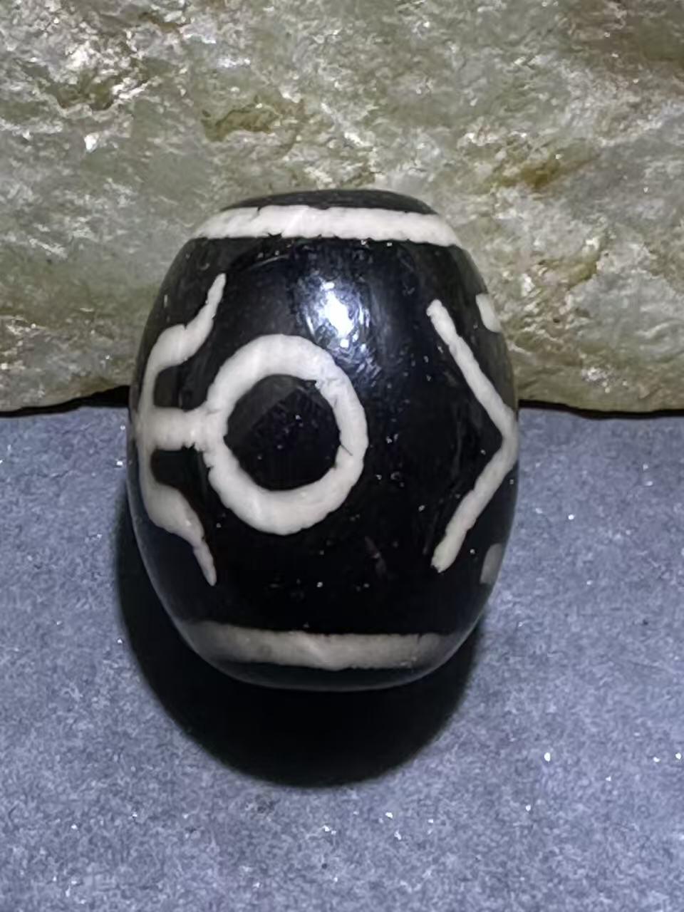 仅此一颗，精品藏传贵人玛瑙天珠一颗