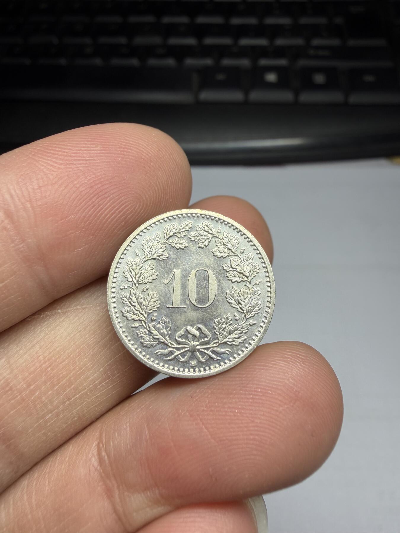 2025年集古藏今外币拍卖第十期-第5场—（总第285拍），可以寄存60天，满160元包邮。 unc好品1994年瑞士20生丁