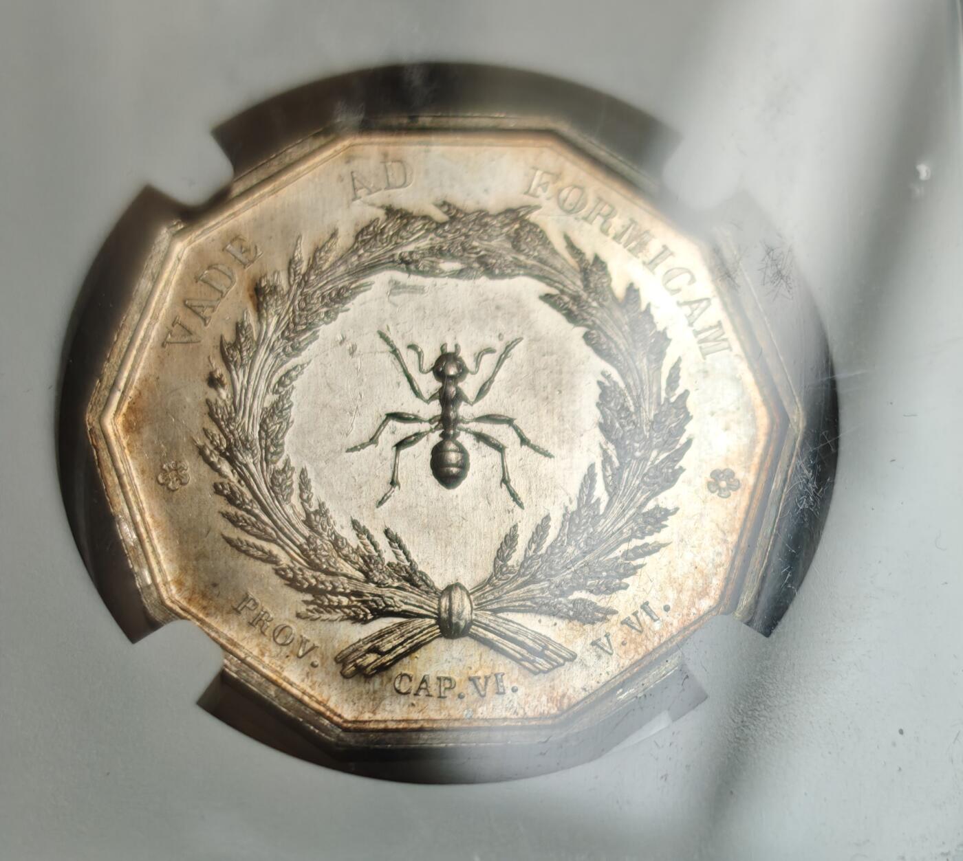 瓶子🏺第216期拍卖会  法国1822年里昂银行蚂蚁十角JETON  稀少品种  早期蜜蜂边铭  好彩好状态  NGC MS64