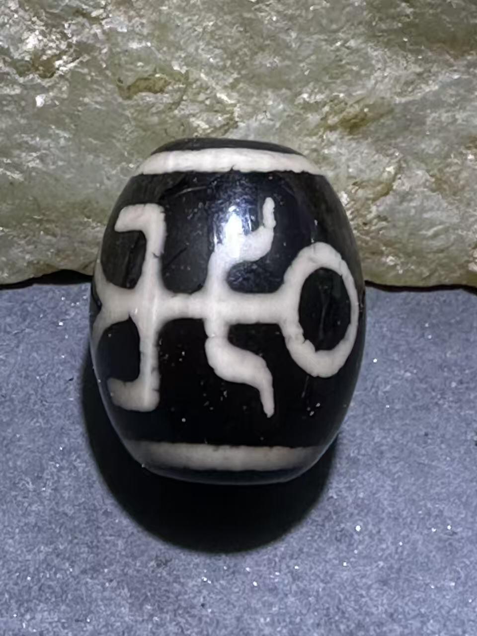 仅此一颗，精品藏传贵人玛瑙天珠一颗