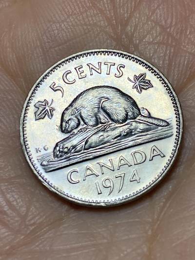 2025年第一百二十八场(总第一百五十四场）外国好品散币、邮币封和邮票场(免佣金) - 加拿大🇨🇦1974年5分(伊丽莎白二世中年花冠第一版)