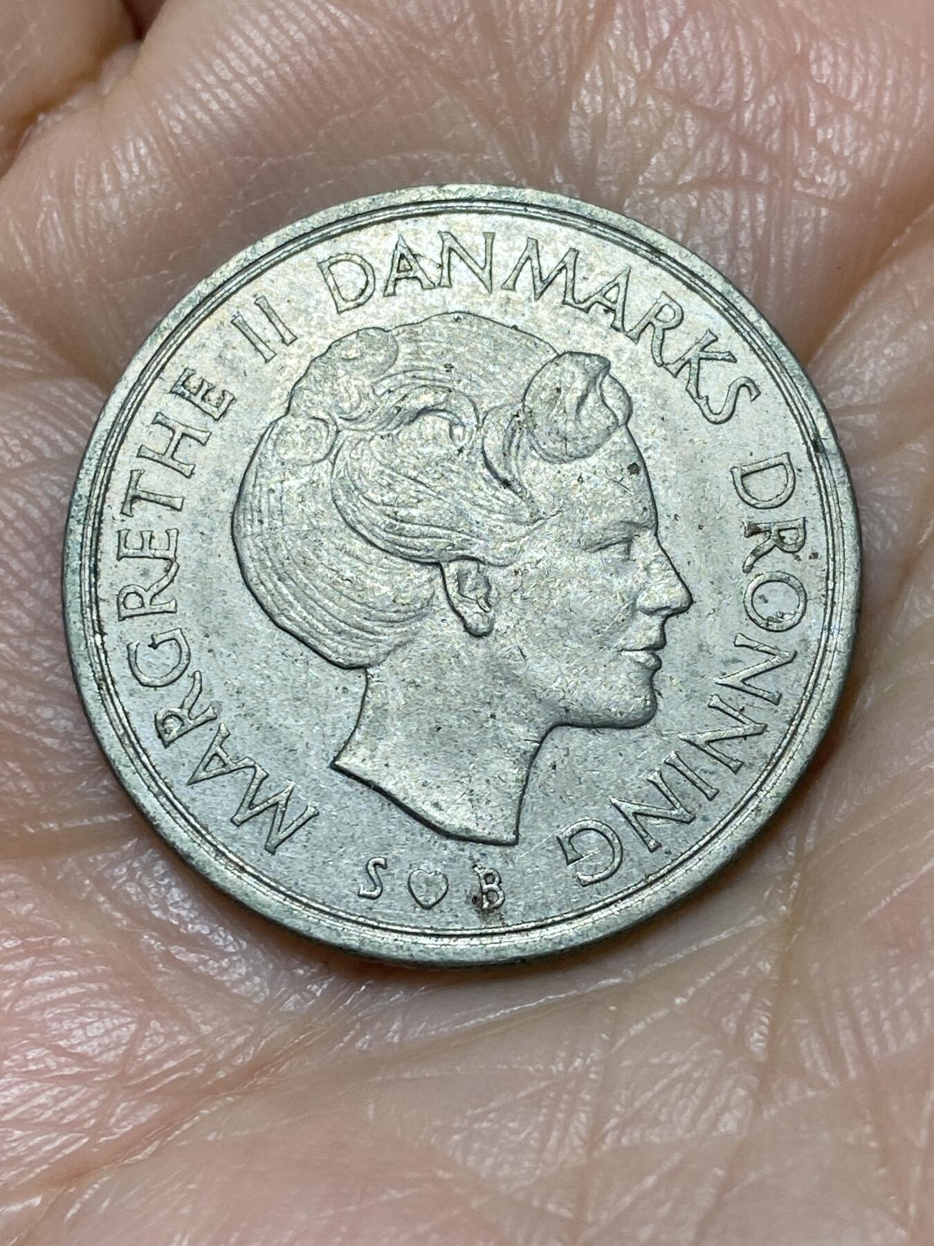 2025年第一百二十八场(总第一百五十四场）外国好品散币、邮币封和邮票场(免佣金) 丹麦🇩🇰1975年1克朗(玛格丽特二世第一版，S;B版)
