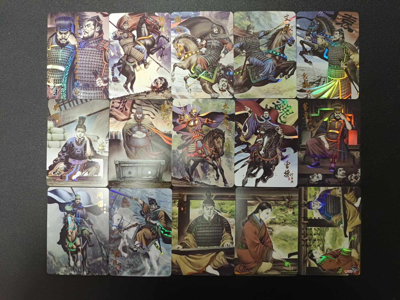 天玑星卡拍第138期《11.17周一截拍》持续收拍收评中 满赠卡需备注 三国 42张 彩闪