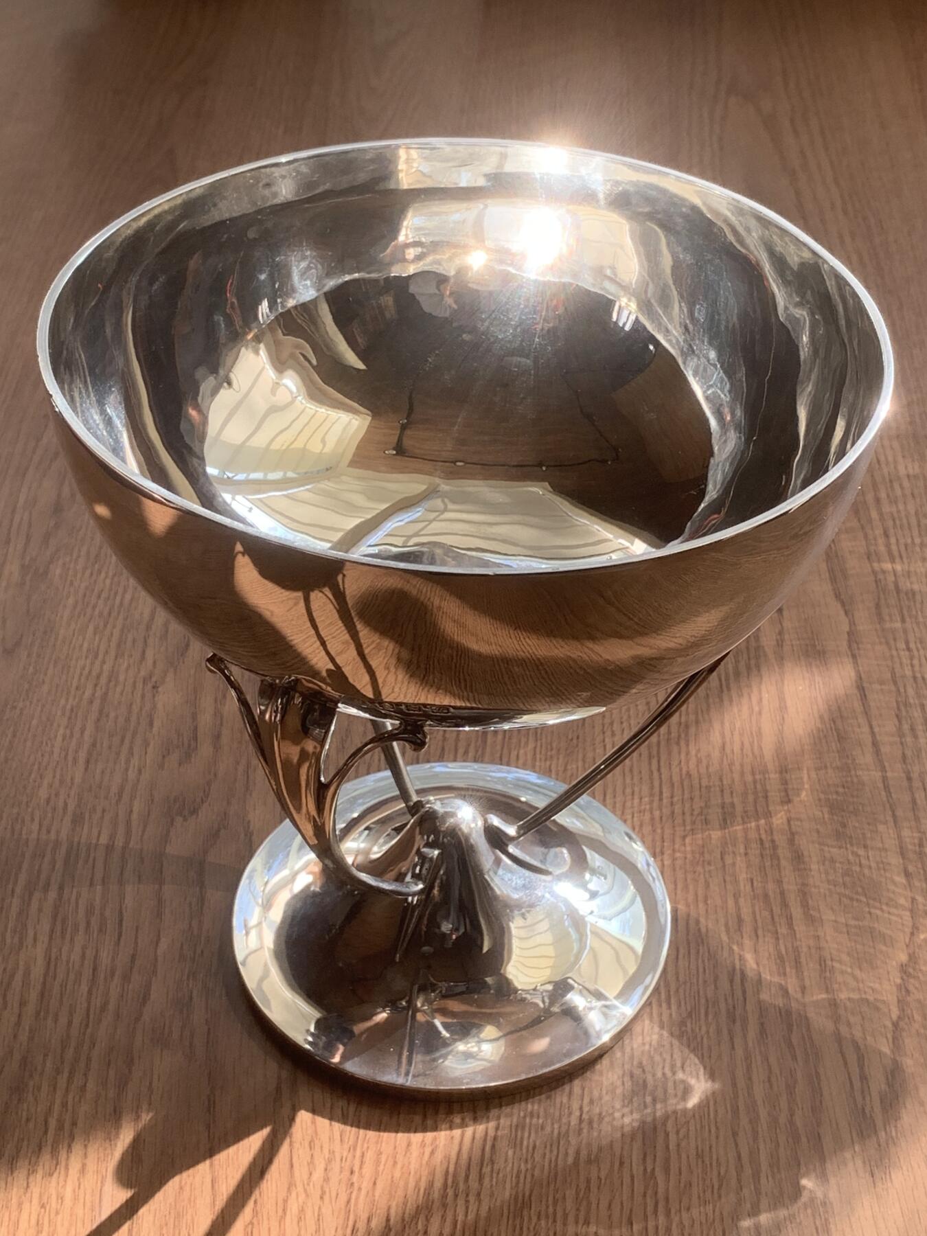 掌中浮雕-藏着的欧洲第041场 1908英国格拉斯哥高银果篮，21厘米高 X 20.20厘米，重863克，有银标（末图银标注解）