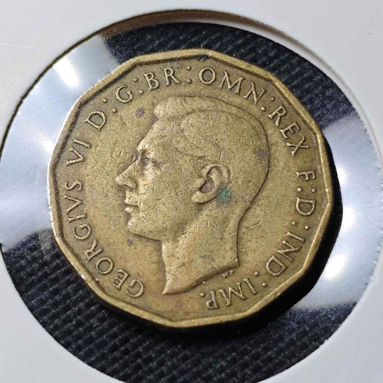 KK钱币收藏小铺  第368场  2月预留时间 周末发货  1943英国3便士铜币