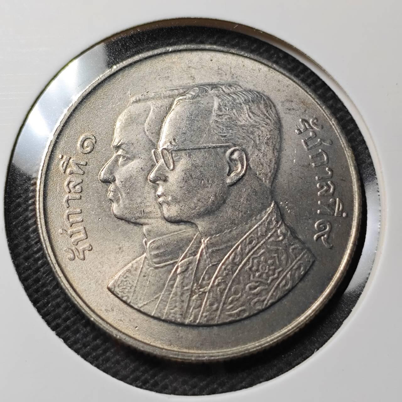 KK钱币收藏小铺  第368场  2月预留时间 周末发货  泰国5泰铢纪念币 好品 大个