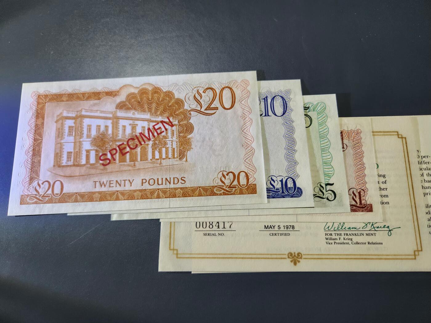 11月12号晚上8点 外国纸币自动截拍第55场 女王样票全新一套【全新初版样钞】直布罗陀4张全套(1,5,10,20镑)1975年