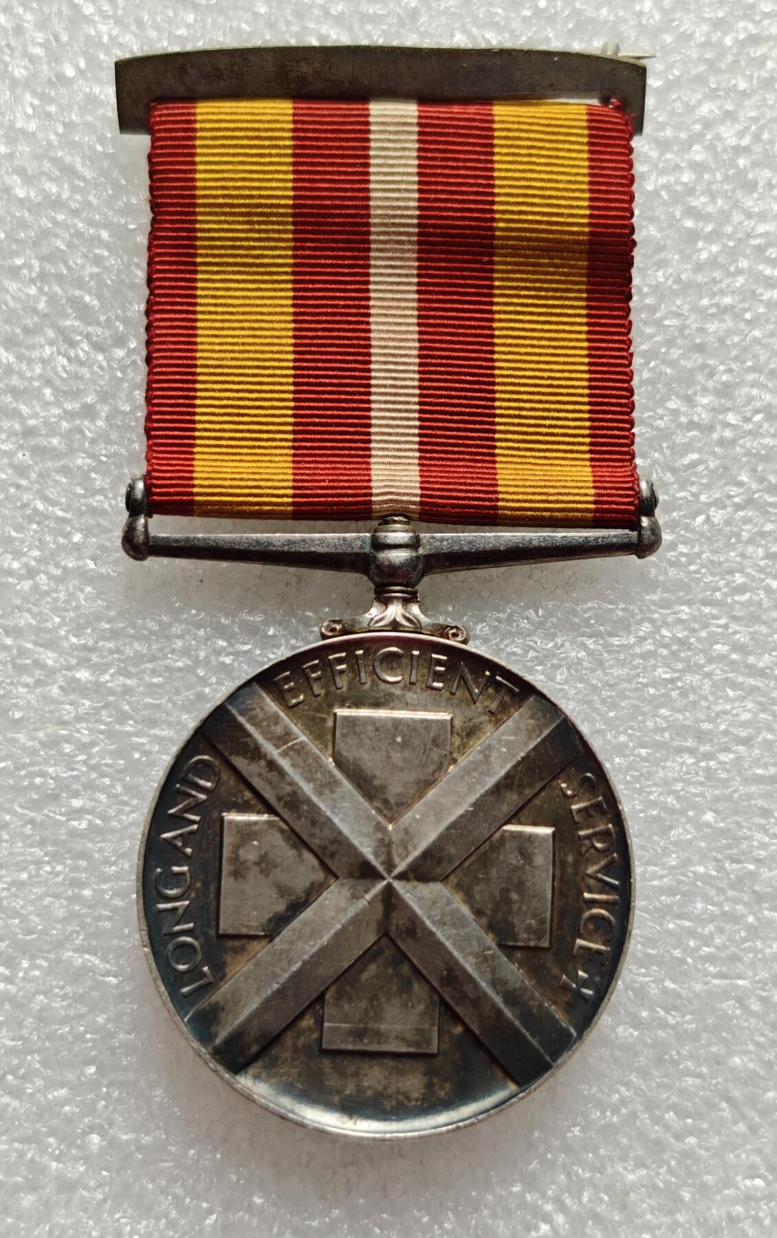 瓶子🏺第216期拍卖会  英国皇家医疗志愿者公益服务银质奖章