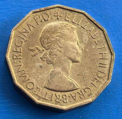 外国优质老铜币银币，周六九点倒数截拍，满百包邮，可寄存半年，喜欢朋友微信扫描二维码可直接参拍 - 少见精制英国1953年女王登基年3便士