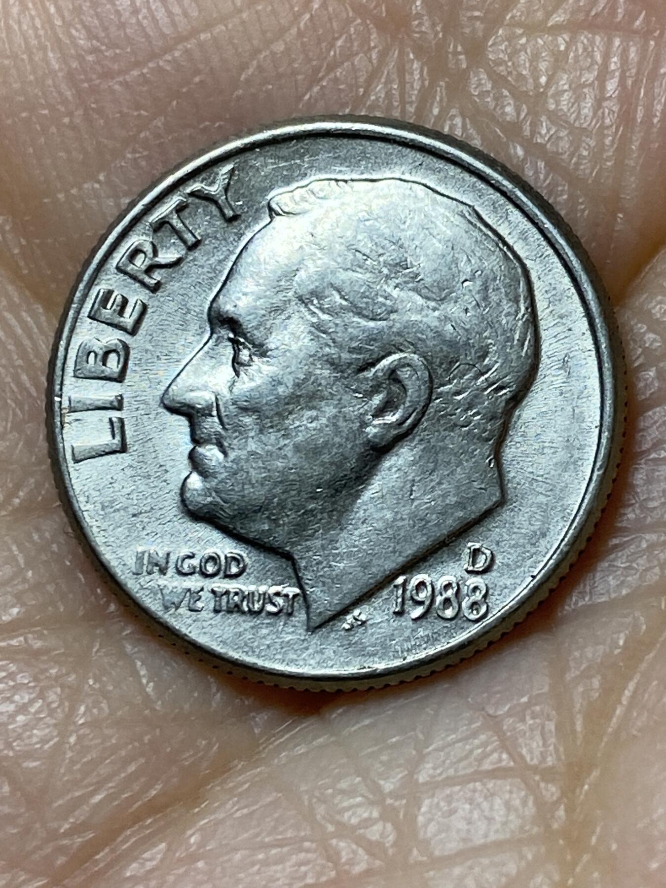 2025年第一百二十七场(总第一百五十三场）外国好品章牌、散币(免佣金) 美国🇺🇸1988年1角(罗斯福1角第二版，D标丹佛造)