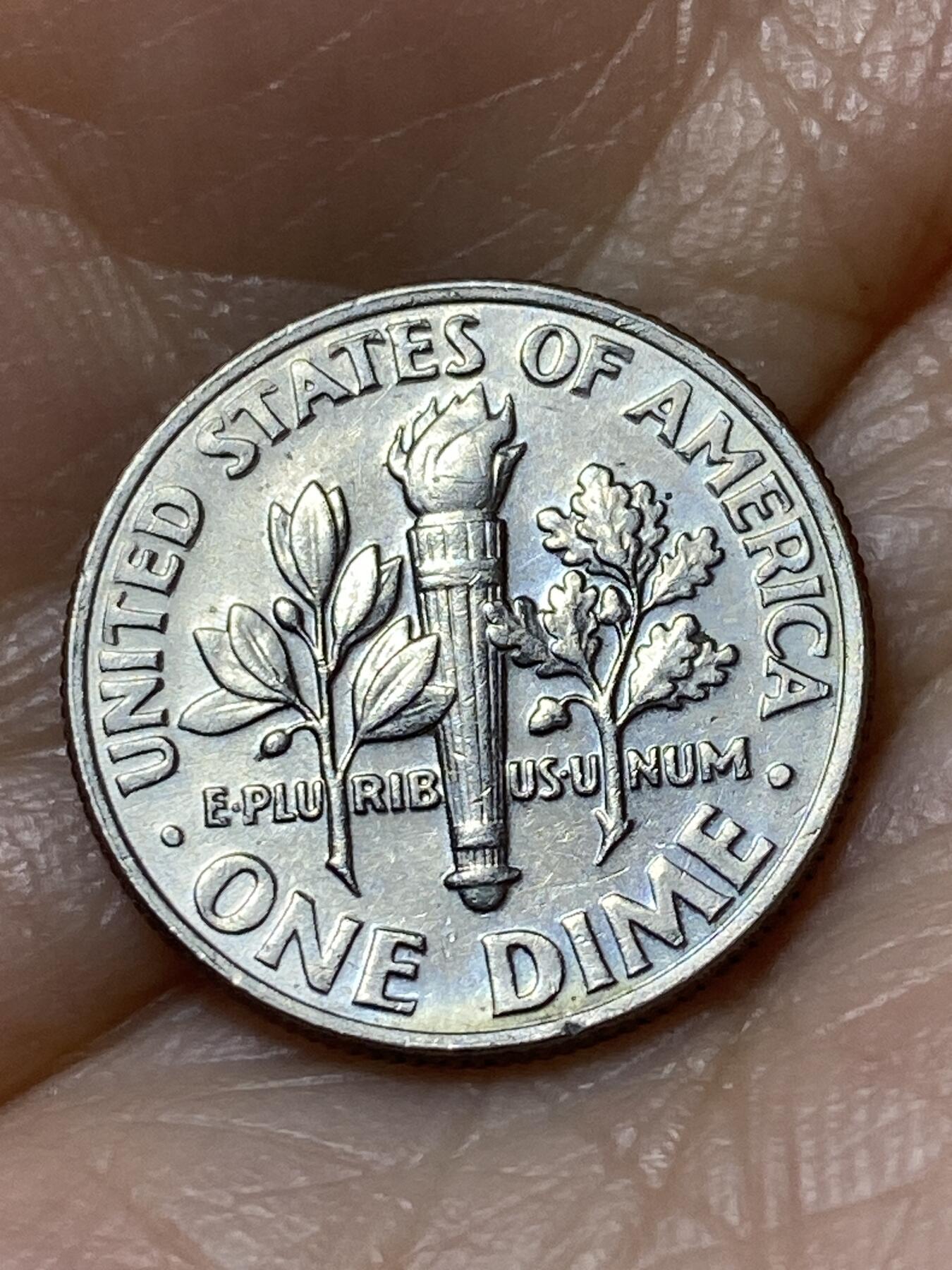 2025年第一百二十七场(总第一百五十三场）外国好品章牌、散币(免佣金) 美国🇺🇸2001年1角(罗斯福1角第二版，D标丹佛造)