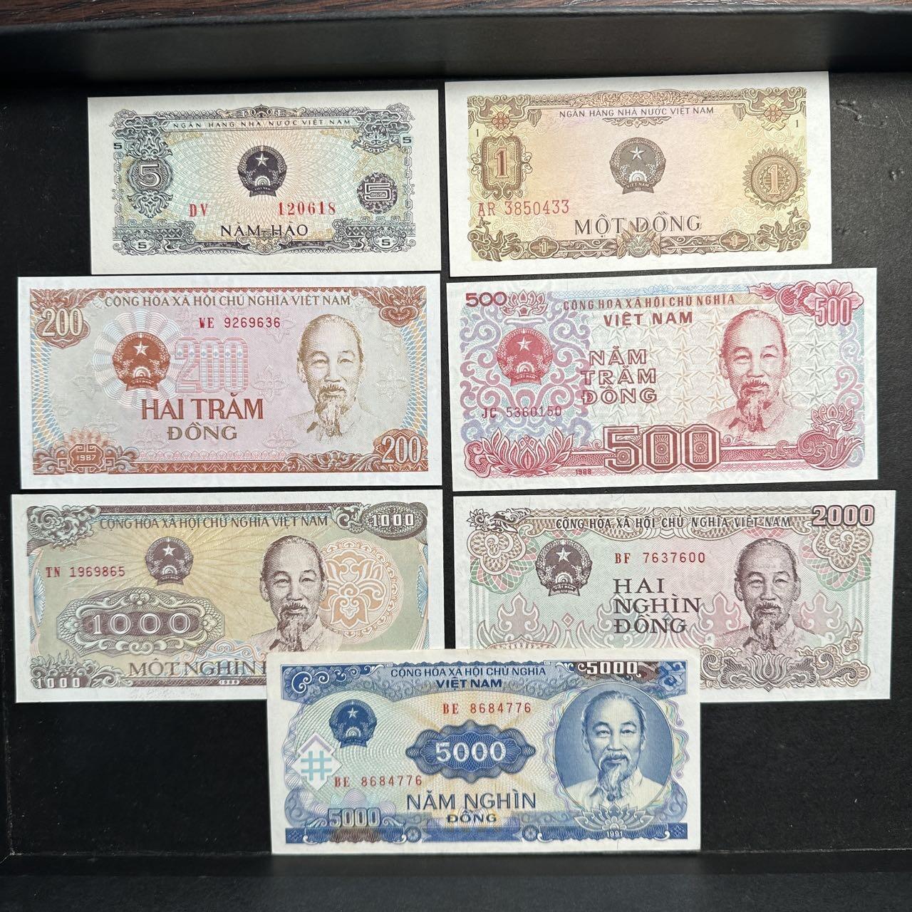 蒂克钱币-第47场 外国平价纸币拍卖 越南 胡志明纸币7枚 全新