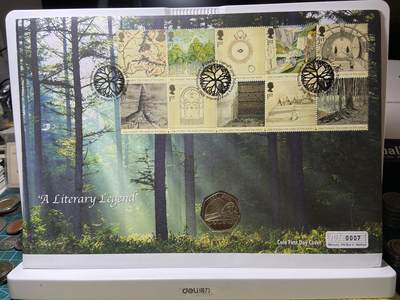 2025年第一百二十八场(总第一百五十四场）外国好品散币、邮币封和邮票场(免佣金) - 大型邮币封–英国🇬🇧2000年50便士(2004年指环王出版50周年纪念封)