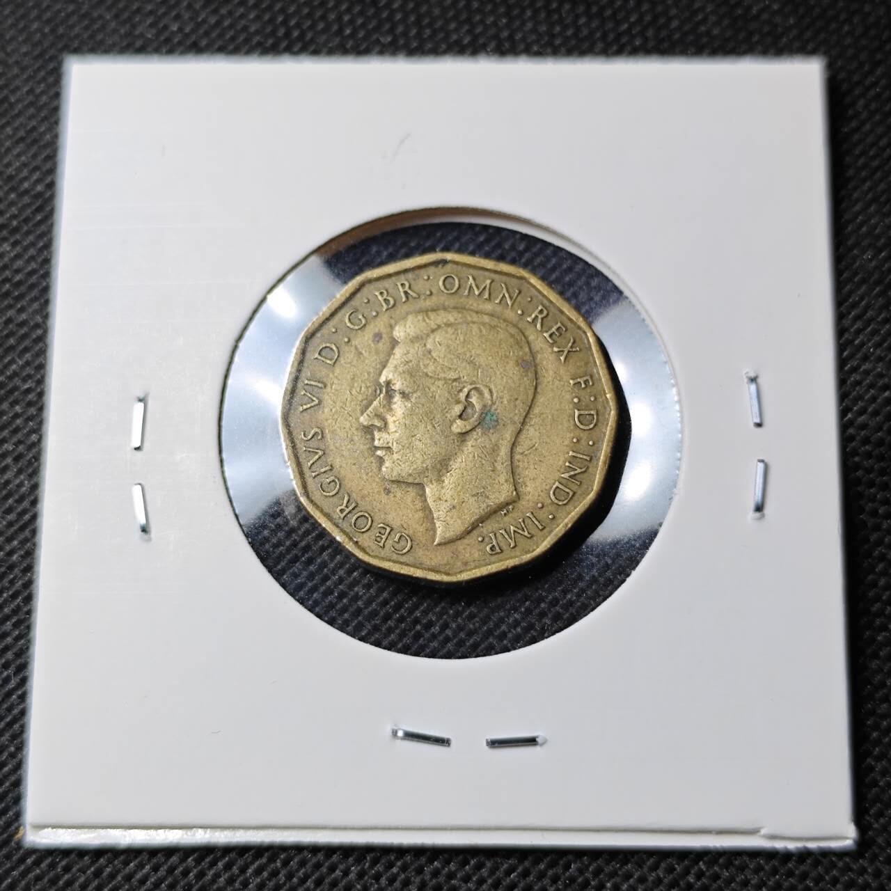 KK钱币收藏小铺  第368场  2月预留时间 周末发货  1943英国3便士铜币