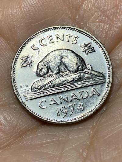 2025年第一百二十八场(总第一百五十四场）外国好品散币、邮币封和邮票场(免佣金) - 加拿大🇨🇦1974年5分(伊丽莎白二世中年花冠第一版)