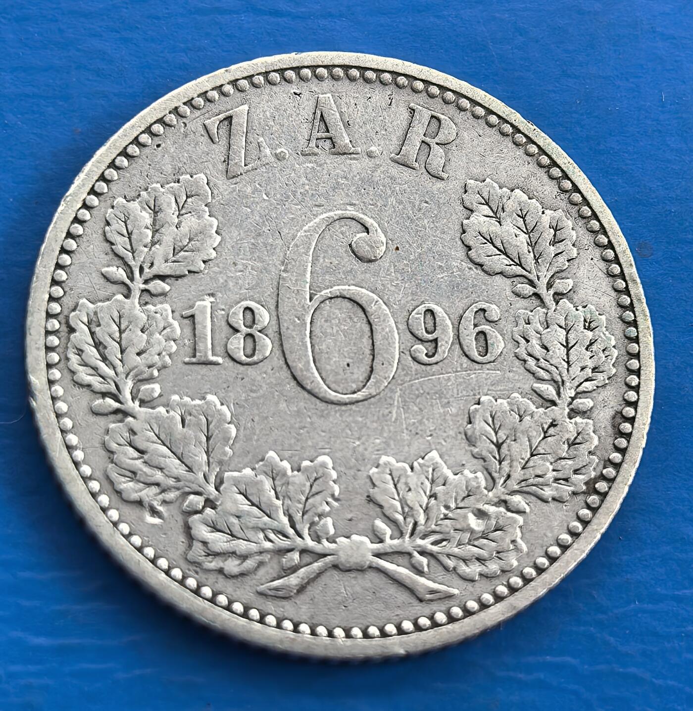 外国优质老铜币银币，周六九点倒数截拍，满百包邮，可寄存半年，喜欢朋友微信扫描二维码可直接参拍 南非1896年6便士银币