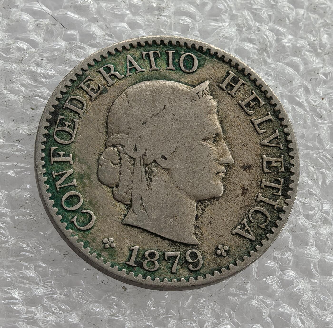 外国优质老铜币银币，周六九点倒数截拍，满百包邮，可寄存半年，喜欢朋友微信扫描二维码可直接参拍 瑞士1879年5分