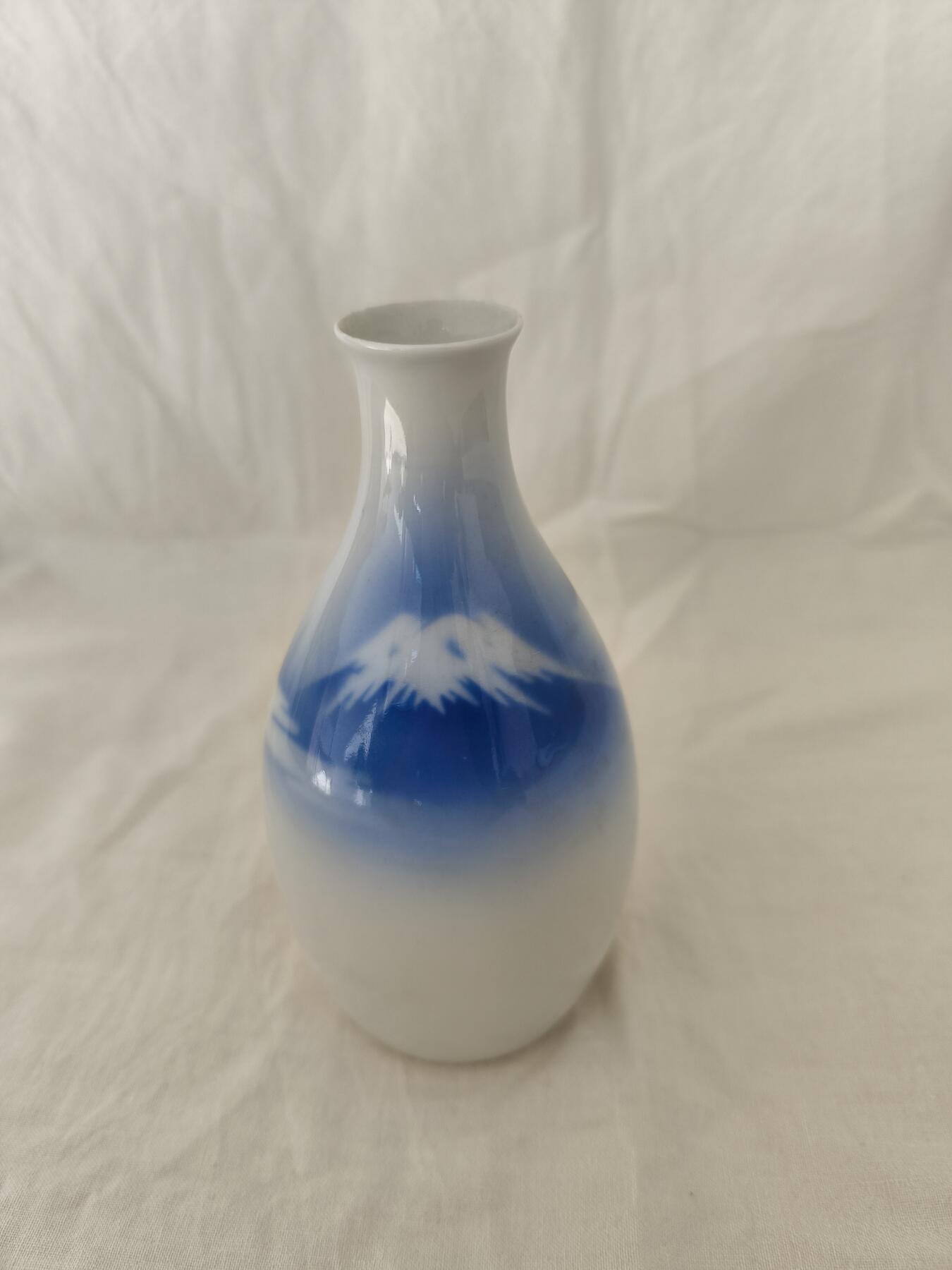 海外回流精品拍卖11.16 日本回流深川小花瓶一只